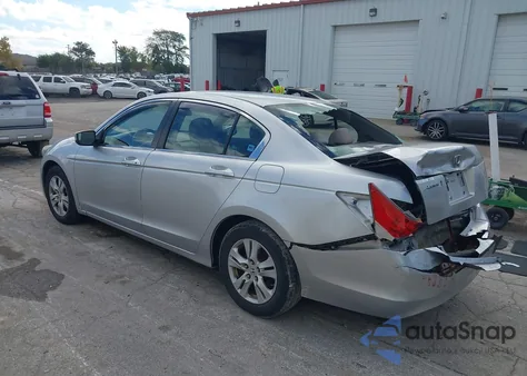2010 Honda Accord 2.4 Lx-P z USA, uszkodzony, nr VIN 1HGCP2F4XAA058693